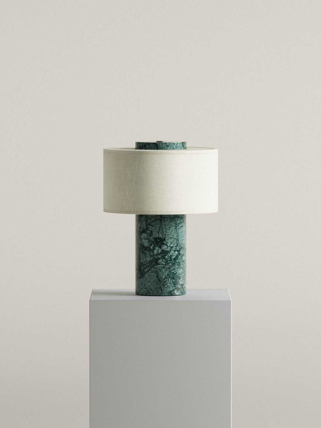 Auríe Portable Lamp | Verde Guatemala detail