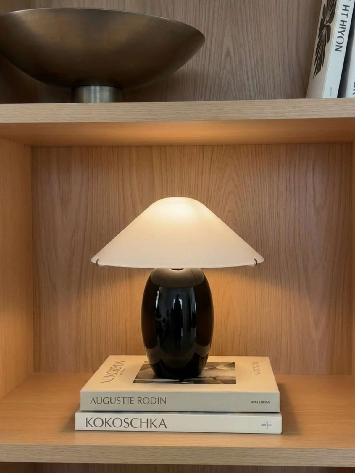 Maríel Portable Lamp | Black Ceramic image 4