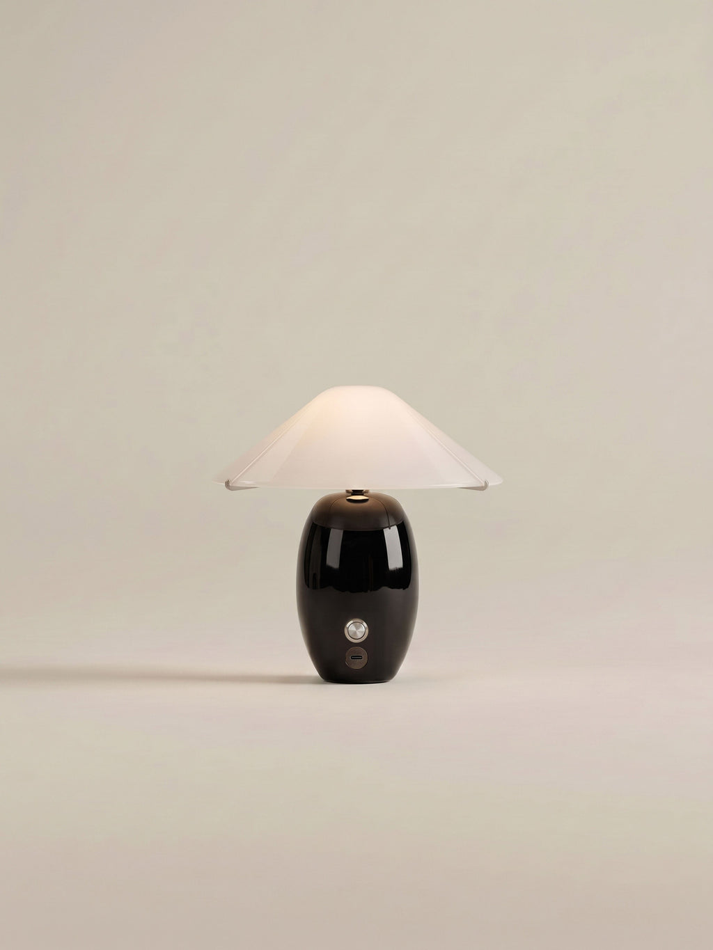 Maríel Portable Lamp | Black Ceramic image 6