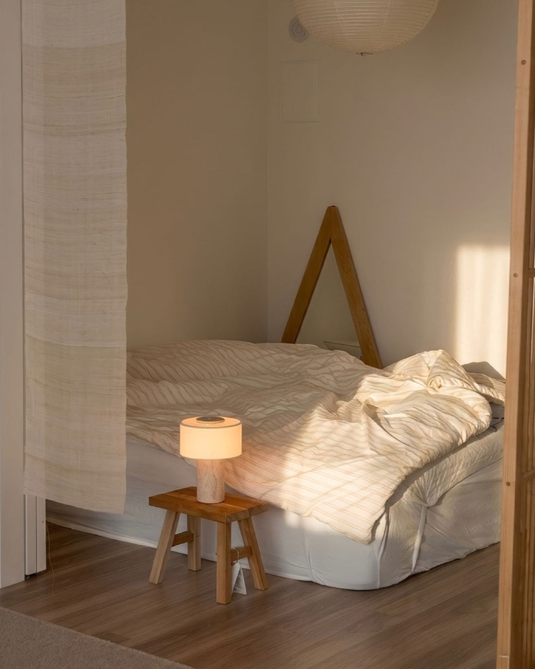Auríe Portable Lamp | Travertine image 7