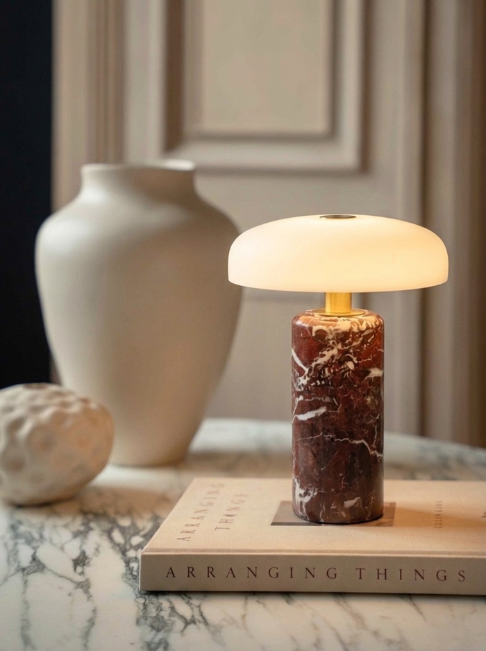 Raffaele Lamp | Red Marble — product view 2