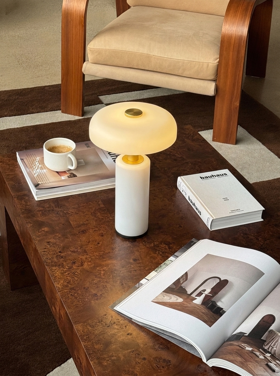 Raffaele Lamp | White — product view 5